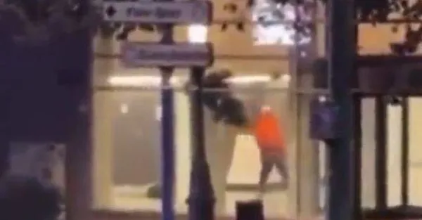 paralari-yurt-disina-kacirabilirler-dilan-polat-ve-engin-polatin-tum-mal-varligina-el-konulmustu-masak-eski-ba-1697497349612.jpeg "Paraları yurt dışına kaçırabilirler" Dilan Polat ve Engin Polat'ın tüm mal varlığına el konulmuştu! MASAK eski Başkan Yardımcısı Dr. Ramazan Başak'tan ilginç açıklamalar...-8