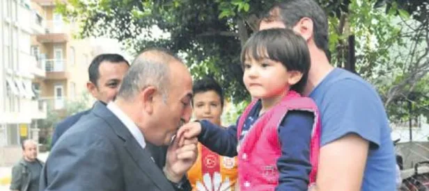 Özge’ye anlamlı ziyaret