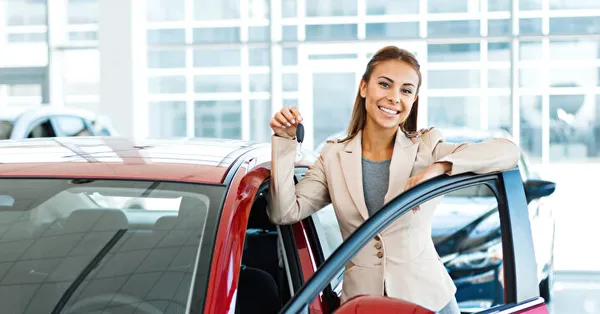 Araba markaları kampanyalarda coştu! Sıfır otomobil almak isteyenlere müjde! Sıfır faiz, 6 ay ertelemeli ödeme planı! Honda, Nissan, Renault, Toyota, Opel...