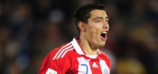 Cardozo tek başına!