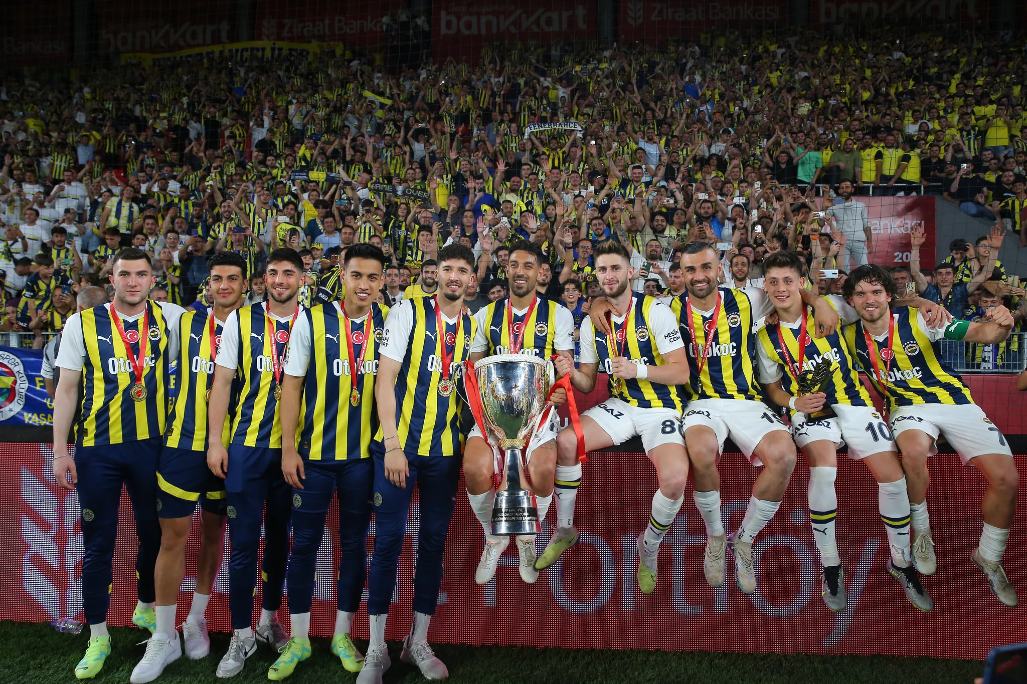 Fenerbahçe ve Galatasaray'ın transfer savaşı! Beşiktaşlı yıldız için... - 13