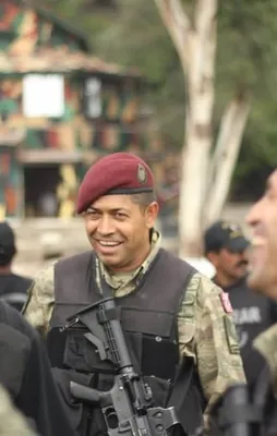 Şehit Ömer Halisdemir'in anısına...