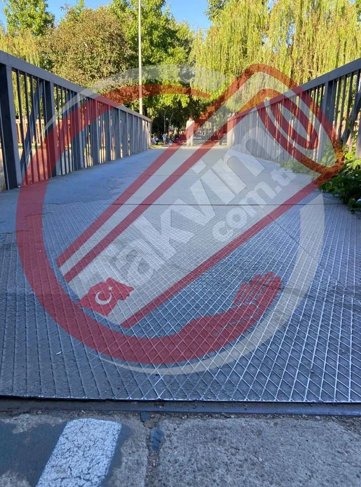 Takvim.com.tr rezaleti görüntüledi: Çırpıcı Parkı'ndan CHP'li Ekrem İmamoğlu'nun koltuk hırsının pis kokusu yükseliyor! - 29