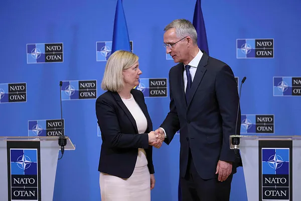 son-dakika-pkk-ile-yakin-temasta-olan-isvecten-aciklama-pkk-bizim-icin-de-teror-orgutudur-1656346968782.jpg Son dakika: PKK ile yakın temasta olan İsveç'ten açıklama: PKK bizim için de terör örgütüdür-3