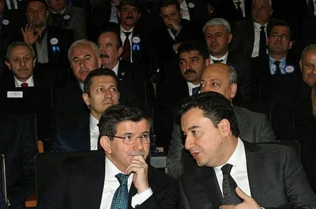 Üç adet yeni Latif Şener geliyor