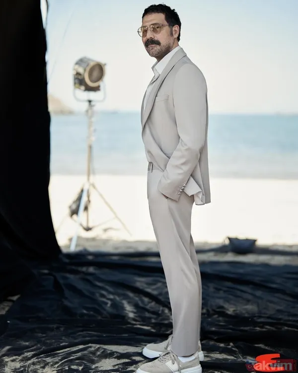 Can Borcu’nun Mehmet’i Bülent İnal sırılsıklam aşık! Ebru Özkan'ın partnerinin 14 yıllık eşi Melis'e bakın... - 7