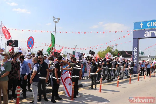 KKTC'de tarihi anlar! Başkan Recep Tayyip Erdoğan'a Oğuzhan Asiltürk ve Devlet Bahçeli de eşlik etti - 40