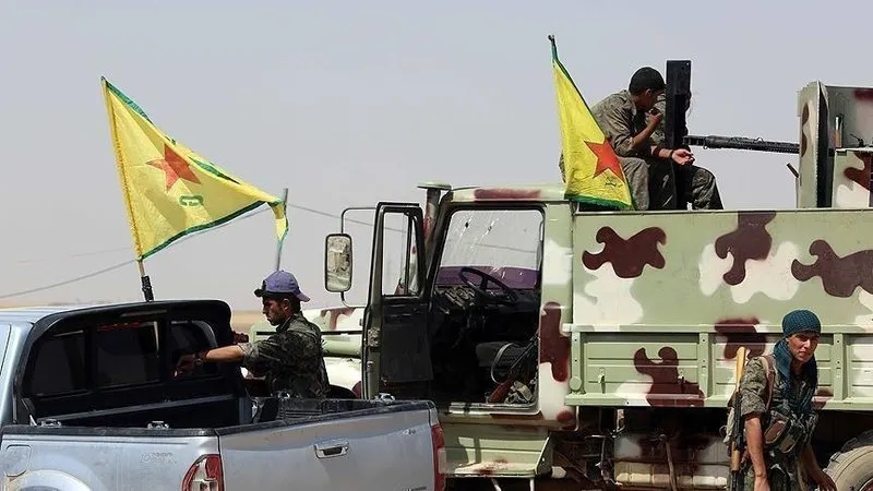 ankarada-ypgnin-basini-ezme-zirvesi-baskan-erdogan-suriye-cumhurbaskani-ahmed-sarayi-kabul-edecek-tarihi-gorus-1738573571019.jpeg Suriye PKK/YPG'nin başı ezilecek (Takvim.com.tr)