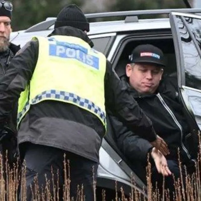 İkiyüzlü İsveç: Kuran-ı Kerime alçak saldırı ifade özgürlüğü, Tevrata saldırı nefret suçu