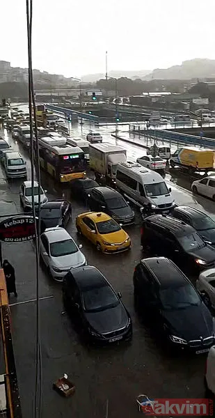 HAVA DURUMU | Meteoroloji ve valilik uyardı beklenen yağış geldi! İstanbul dahil birçok ilde yollar göle döndü! | 28 Eylül 2023 hava durumu - 30