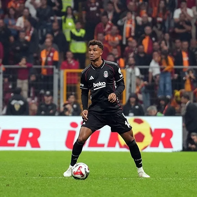 Uduokhai formayı unuttu