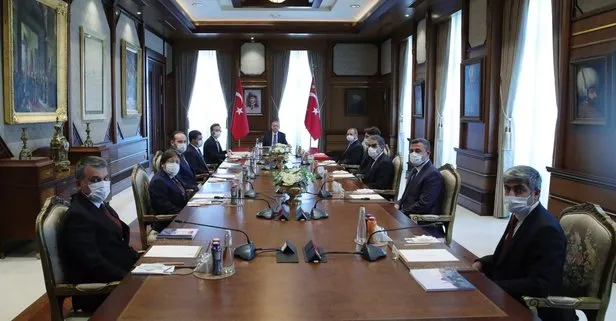 Son dakika: Başkan Erdoğan AA Yönetim Kurulu üyelerini kabul etti