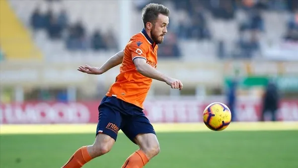 trabzonspor-baskani-ahmet-agaoglu-ve-basaksehir-baskani-goksel-gumusdag-edin-visca-transferi-icin-bir-araya-geliyor-1641378067118.jpg Son dakika: Edin Visca Trabzonspor ile sözleşme imzaladı! İşte detaylar...-6