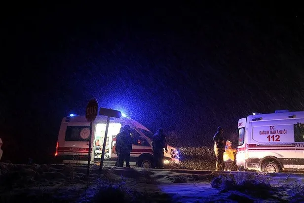 Son dakika: Sivasspor altyapı oyuncularını taşıyan otobüs yoldan çıktı: 7 yaralı-3