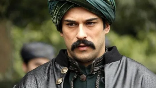 Diriliş Ertuğrul'da büyük şok! Engin Altan Düzyatan...-2