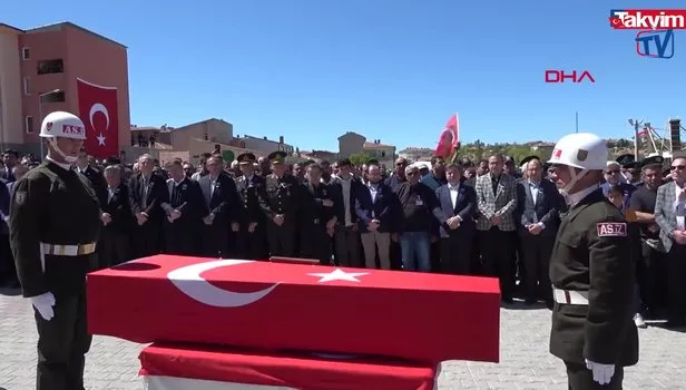 Şehit Uzman Çavuş Tunahan Erbaşı, son yolculuğuna uğurlandı