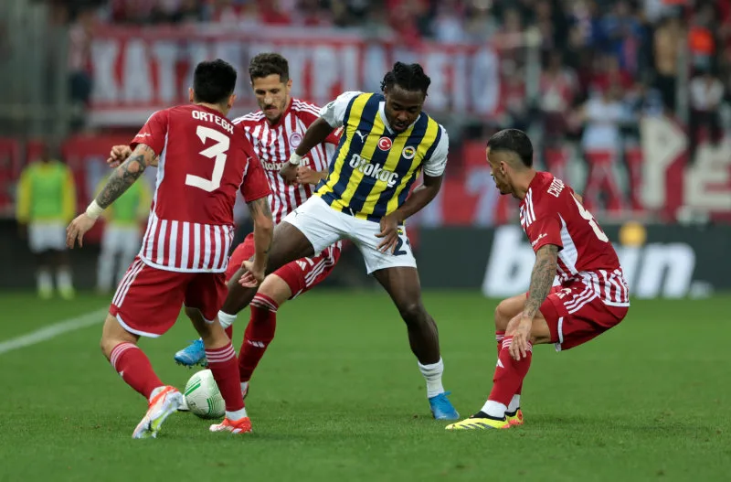 İsmail Kartal'dan stoper kararı! Olympiakos maçı 11'i şekillendi - 8