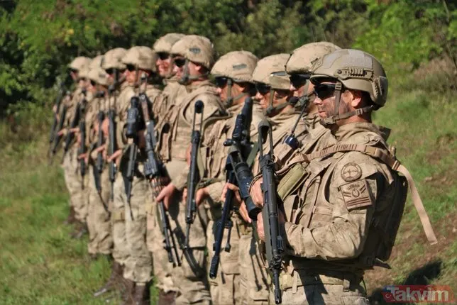 Dosta güven düşmana korku salıyor! İşte Türk komandosundan nefes kesen tatbikat