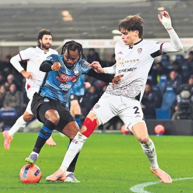 Lookman el yakıyor
