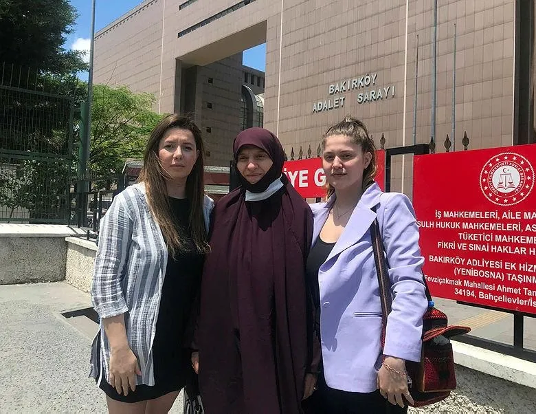 Çarşaflı kadına hakarete ödül gibi ceza