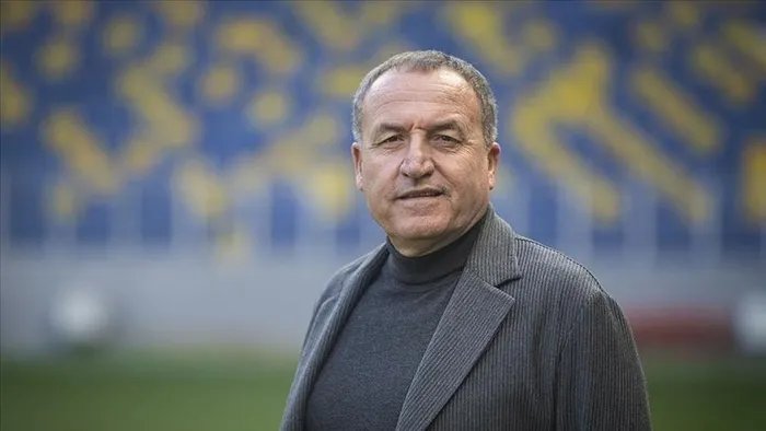 faruk-koca-kimdir-mke-ankaragucu-baskani-faruk-koca-kac-yasinda-nereli-iste-hayati-ve-biyografisi-1702324310733.jpg MKE Ankaragücü Başkanı Faruk Koca kaç yaşında, nereli? Faruk Koca kimdir? İşte hayatı ve biyografisi...-4