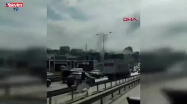 Son dakika: Pendik'te iş yerinde yangın