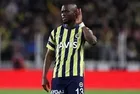 Valencia koptu gidiyor! Fenerbahçe yönetimi yıldız oyuncunun teklifini geri çevirdi
