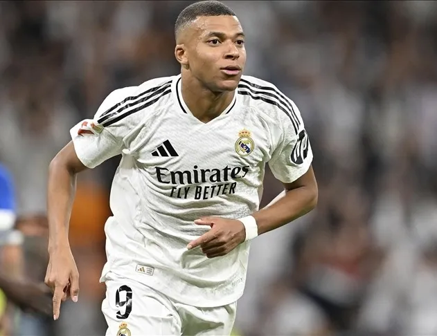 PSG Mbappe’ye tazminat ödeyecek