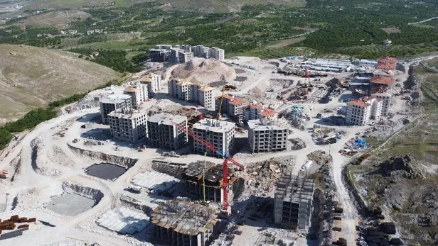 Son dakika: Ek bütçe TBMM'den geçti! En büyük pay 'Hazine' ve AFAD'a ayrıldı: İlk öncelik deprem bölgesinin yeniden inşası-3