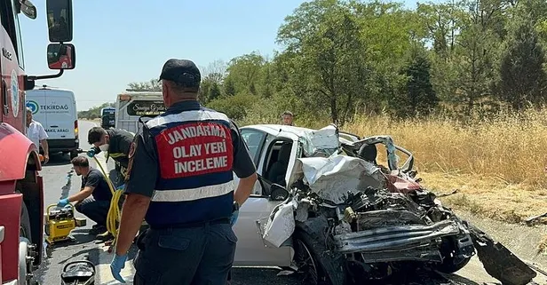 Tekirdağ'da korkunç kaza! Süt taşıyan kamyon ile otomobil çarpıştı 4 kişi hayatını kaybetti