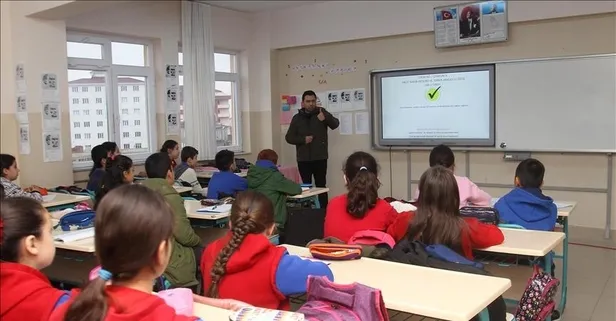 Danıştaydan, Öğretmenlik Kariyer Basamakları Yönetmeliği'ne ilişkin davada yürütmenin durdurulması talebine ret