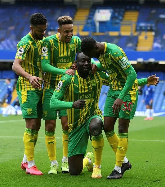 mbaye-diagne-chelsea-aglarini-sarsti-chelsea-2-5-west-bromwich-albion-mac-sonucu-ozet-1617461264740.jpeg Mbaye Diagne, Chelsea ağlarını sarstı! (Chelsea 2-5 West Bromwich Albion MAÇ SONUCU ÖZET)-2