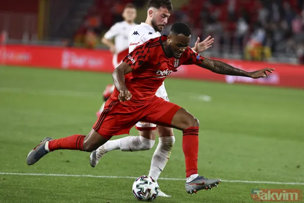 Ziraat Türkiye Kupası'nı kazanan Beşiktaş kupayı kaldırdı! İşte kutlamalardan kareler... - 41