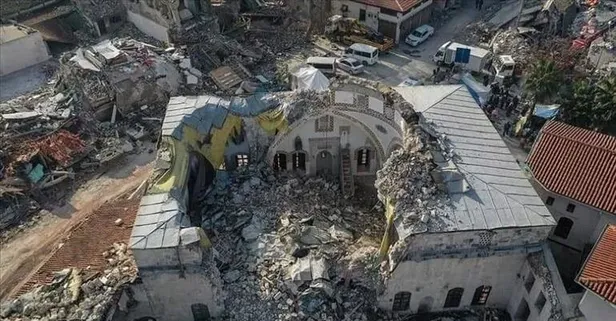 Antakya'da depremden etkilenen tarihi yapılar yerle bir oldu: "İçimiz her daim buruk kalacak"