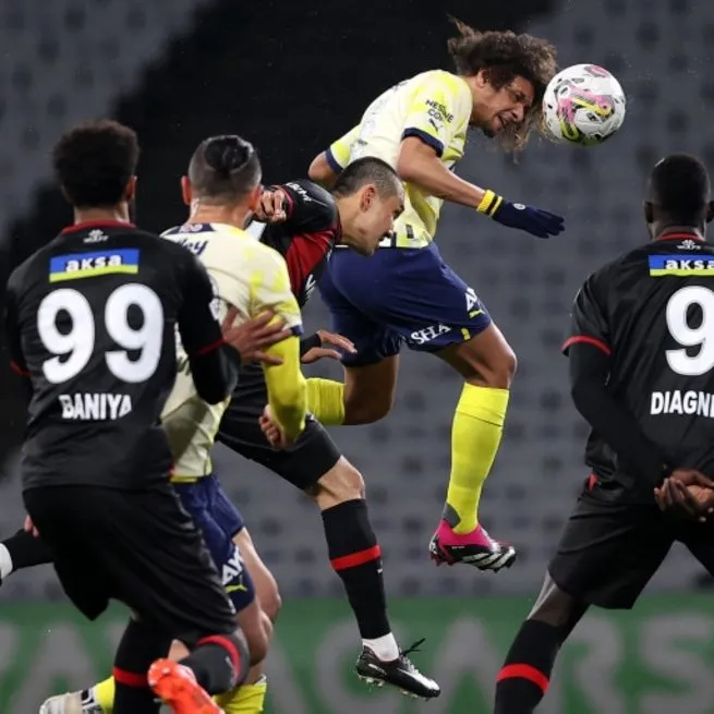 Fenerbahçe deplasmanda Karagümrükü yendi! MAÇ ÖZETİ