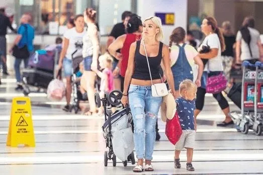 turkiyede-orman-yanginlari-alevlerin-sardigi-bolgelerdeki-turizmciler-rezervasyonlarinizi-iptal-ettirmeyin-1628229365087.jpg Türkiye'de orman yangınları! Alevlerin sardığı bölgelerdeki turizmciler: Rezervasyonlarınızı iptal ettirmeyin-12