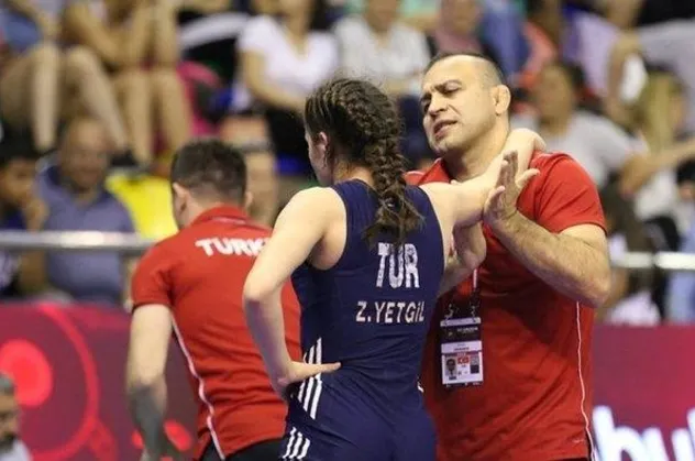 Zeynep Yetgil'den altın madalya