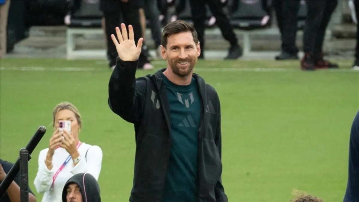 Messi’ye Hindistan’da 1,1 milyon dolarlık saat