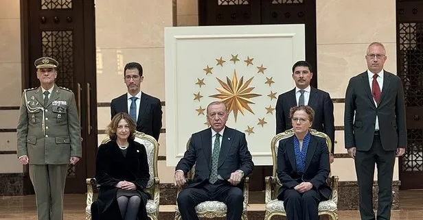 Başkan Erdoğan’a güven mektubu! Büyükelçiler tek tek sundu
