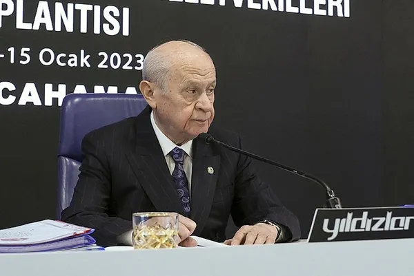 mhp-lideri-devlet-bahceliden-6li-masaya-sert-tepki-oynatacak-kukla-ariyorlar-1673777111560.jpeg MHP lideri Devlet Bahçeli'den 6'lı masaya sert tepki: Oynatacak kukla arıyorlar-2