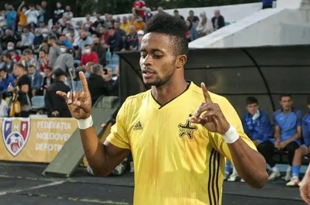 Beşiktaş, Moldova ekibi Sheriff’te forma giyen genç golcü Momo Yansane için pazarlıklara başladı