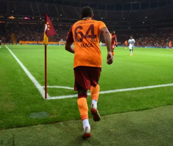 galasarayin-sahadaki-beyni-iqsu-einsteinden-18-puan-dusuk-1664351518262.jpg Galatasaray'ın sahadaki dahisi Juan Mata! IQ'su Einstein'la yarışıyor-4