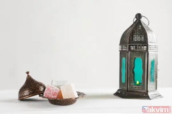 Sahurda, iftarda ezan okunurken su içmek orucu bozar mı? 🍶 İmsak vakti geçtikten ve ezan okunduktan sonra oruca niyet edilir mi? - 3