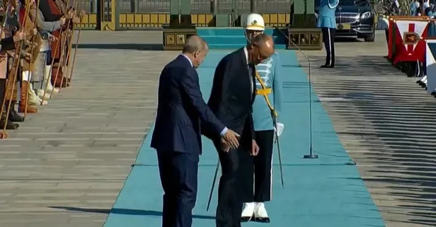 Külliye'de ilginç anlar! Almanya Şansölyesi Friedrich Merz duracağı yeri şaşırdı