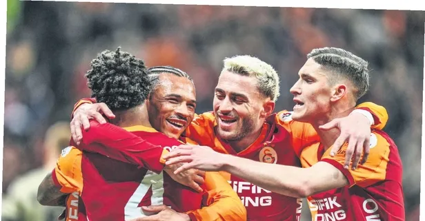 Efsaneler devrede: Muslera ve Mertens’ten takıma büyük motivasyon