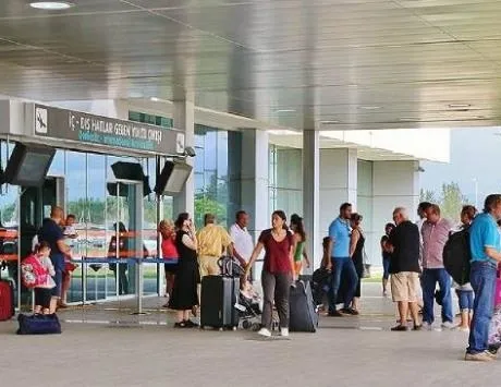 10 havalimanı daimi hava hudut kapısı ilan edildi