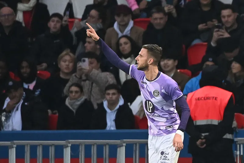 Galatasaray'a transfer müjdesi! Resmen açıklandı - 12