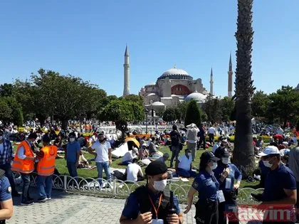 Takvim.com.tr editörleri Türkiye’nin Ayasofya’ya kavuşma heyecanına tanıklık etti! Vatandaşlar Başkan Erdoğan’a minnettar: Allah ondan razı olsun