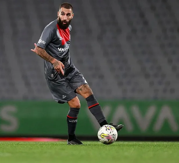 istanbulspor-geriye-dustugu-fatih-karagumruk-deplasmanindan-galibiyetle-ayrildi-1664827906511.jpeg İstanbulspor geriye düştüğü Fatih Karagümrük deplasmanından galibiyetle ayrıldı-4