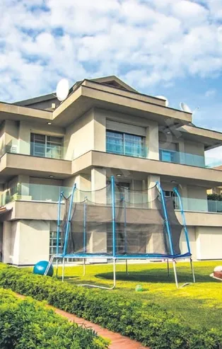 Beykoz Acarkent’te 26 milyon liralık olay villa! Sosyal medyada gündem oldu...